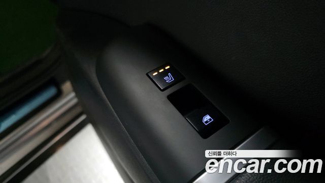Hyundai Grandeur (GN7) 3.5 LPG 2WD (Taxi) Deluxe 2023 — фото 18