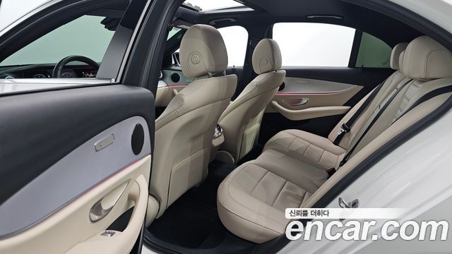 Mercedes-Benz E-Class (W213) E250 Avantgarde 2021 — фото 12