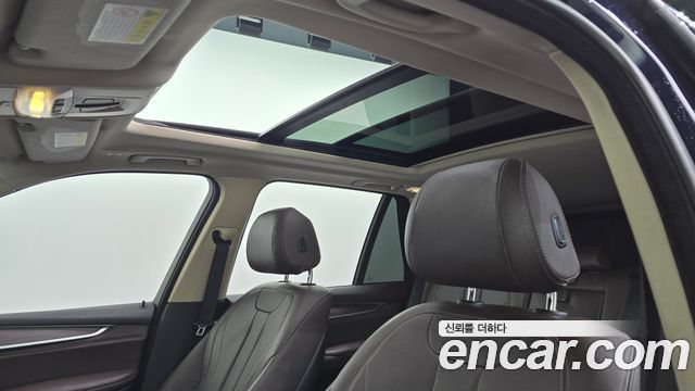BMW X5 (F15) xDrive 30d 2016 — фото 19