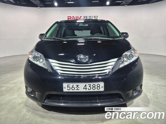 Toyota Sienna 3.5 AWD 2014 — фото 2