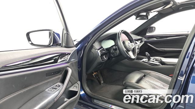 BMW 5 Series (G30) 530i M Sport Package Plus 2019 — фото 11