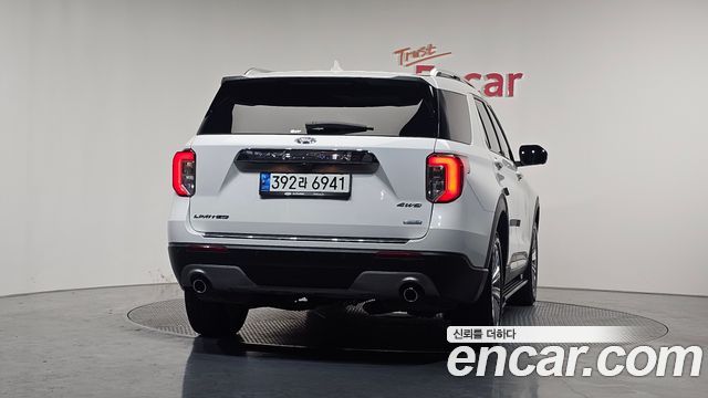 Ford Explorer (VI) 2.3 LimIted 4WD 2021 — фото 4