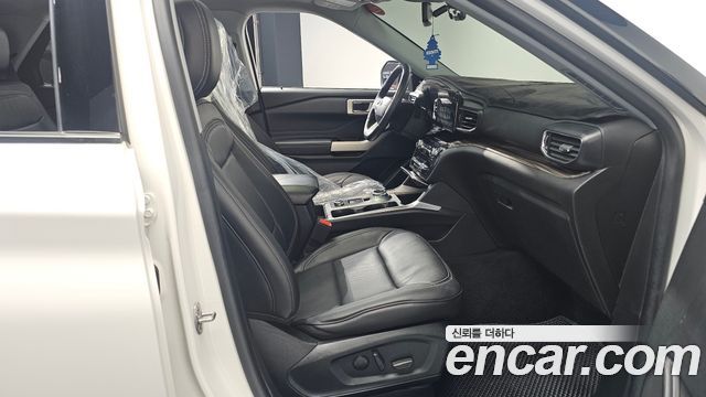 Ford Explorer (VI) 2.3 LimIted 4WD 2021 — фото 11