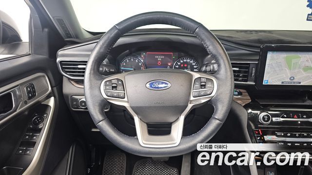 Ford Explorer (VI) 2.3 LimIted 4WD 2021 — фото 13