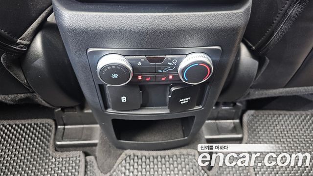 Ford Explorer (VI) 2.3 LimIted 4WD 2021 — фото 18