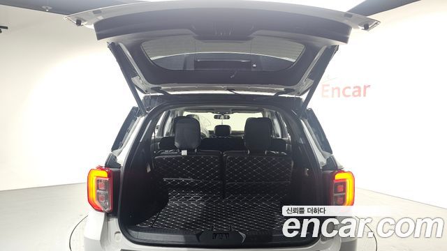 Ford Explorer (VI) 2.3 LimIted 4WD 2021 — фото 20