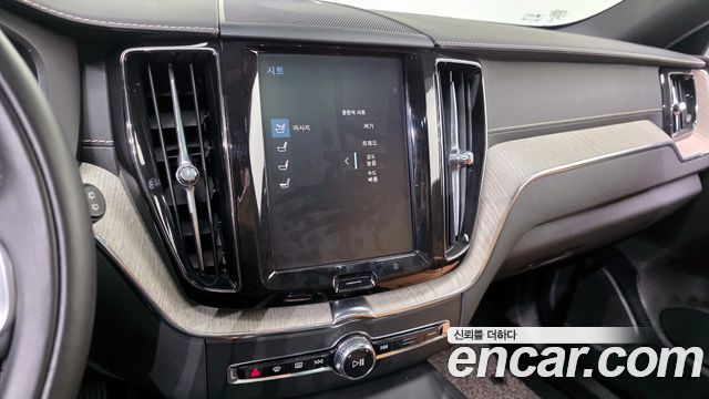 Volvo XC60 (II) T8 Inscription 2019 — фото 14