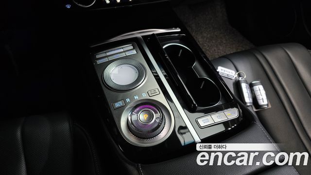 Genesis G80 (RG3) Gasoline 2.5 Turbo AWD 2022 — фото 9