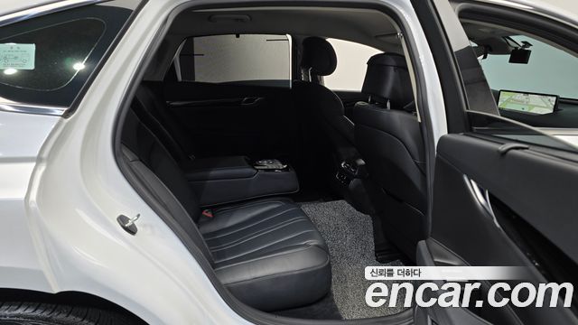 Genesis G80 (RG3) Gasoline 2.5 Turbo AWD 2022 — фото 12