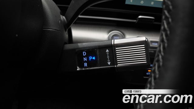 Hyundai Kona (SX2) Gasoline 1.6 Turbo 2WD Inspiration 2025 — фото 9