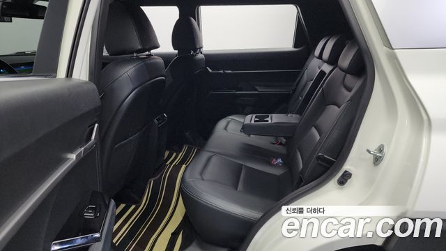 KG Mobility (SsangYong) Torres Gasoline 1.5 4WD T5 2023 — фото 11