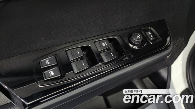 KG Mobility (SsangYong) Torres Gasoline 1.5 4WD T5 2023 — фото 13