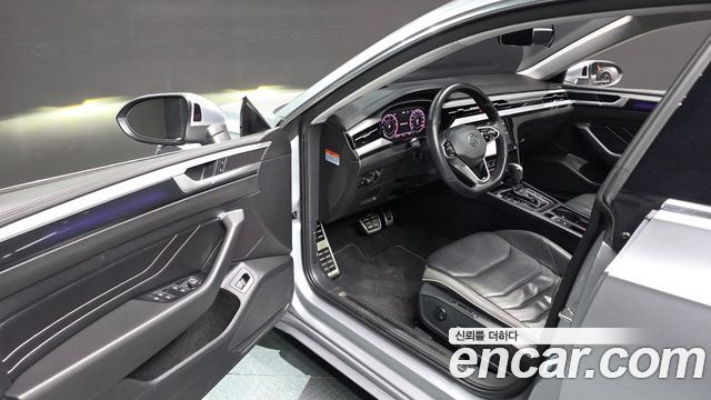 Volkswagen Arteon 2.0 TDI Prestige 2023 — фото 11