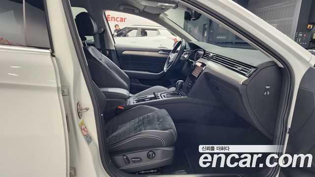 Volkswagen Passat GT (B8) 2.0 TDI Premium 2021 — фото 15