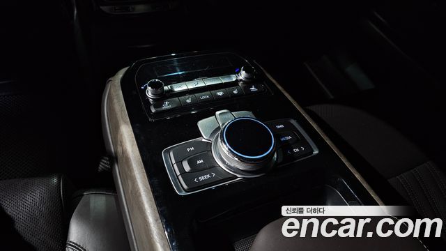 Genesis G90 3.8 AWD Luxury 2020 — фото 17