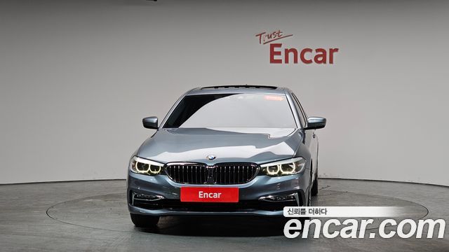 BMW 5 Series (G30) 520i Luxury 2018 — фото 3