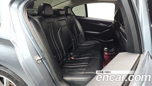 BMW 5 Series (G30) 520i Luxury 2018 — фото 12