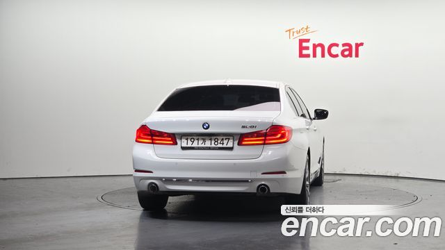 BMW 5 Series (G30) 520i Luxury 2018 — фото 4