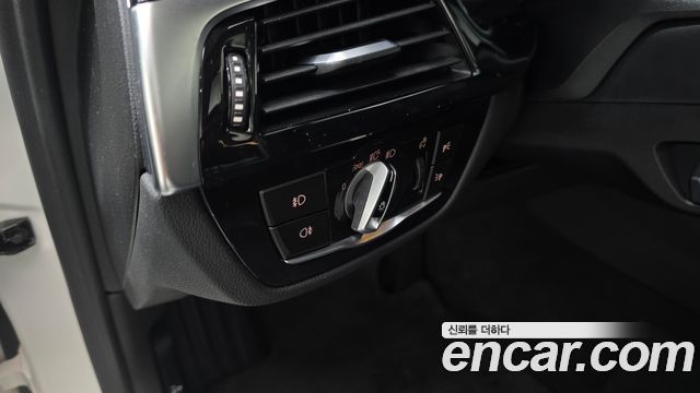 BMW 5 Series (G30) 520i Luxury 2018 — фото 15