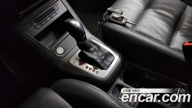 Volkswagen Tiguan 2.0 TDI R-Line 5N 2014 — фото 9
