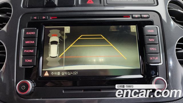 Volkswagen Tiguan 2.0 TDI R-Line 5N 2014 — фото 16
