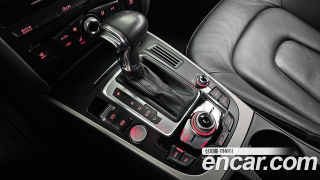 Audi A4 30 TDI Dynamic B8 2015 — фото 9