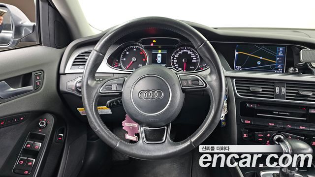 Audi A4 30 TDI Dynamic B8 2015 — фото 13