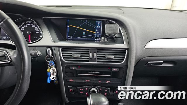Audi A4 30 TDI Dynamic B8 2015 — фото 14
