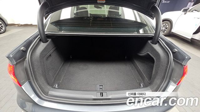 Audi A4 30 TDI Dynamic B8 2015 — фото 20