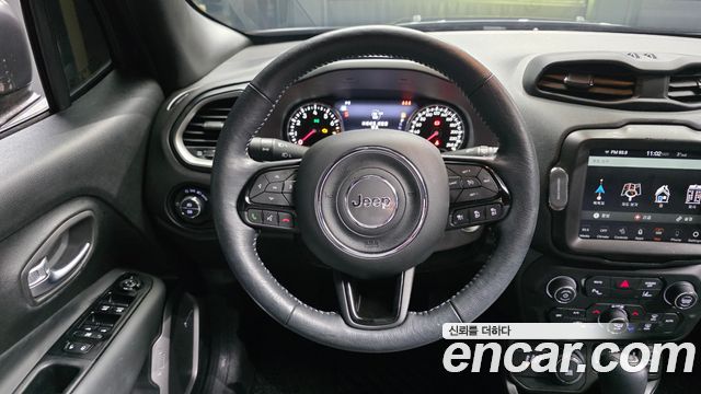 Jeep Renegade 2.4 80th Edition AWD 2021 — фото 13