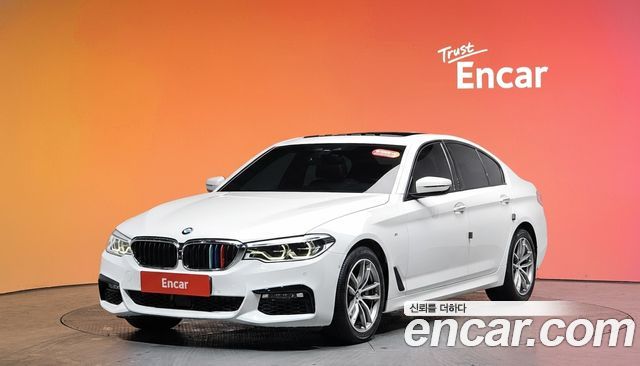 BMW 5 Series (G30) 530i M Sport Package 2017 — фото 1