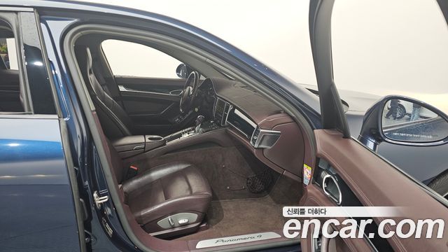 Porsche Panamera 3.6 AWD 970 2012 — фото 11