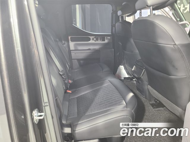 Kia Tasman 2.5T Gasoline 4WD Dynamic 2026 — фото 10