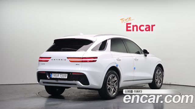 Genesis GV70 2.2 Diesel AWD 2023 — фото 2