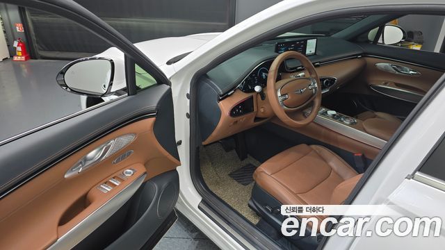 Genesis GV70 2.2 Diesel AWD 2023 — фото 10
