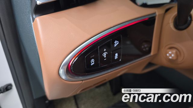 Genesis GV70 2.2 Diesel AWD 2023 — фото 15