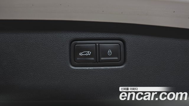 Genesis GV70 2.2 Diesel AWD 2023 — фото 20