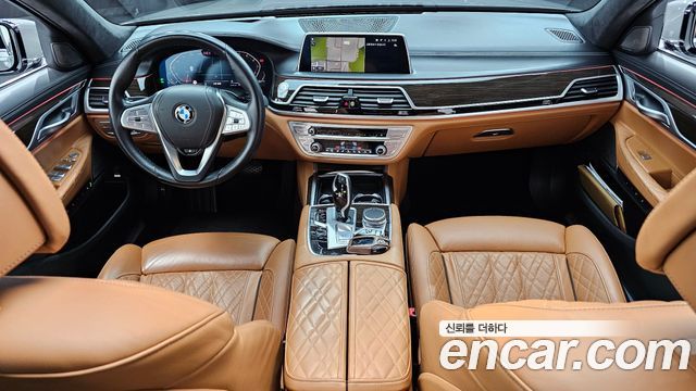 BMW 7 Series (G11) 740Li xDrive Design Pure Excellence 2021 — фото 7