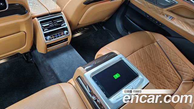 BMW 7 Series (G11) 740Li xDrive Design Pure Excellence 2021 — фото 18