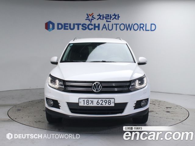 Volkswagen Tiguan 2.0 TDI Comfort 5N 2012 — фото 3
