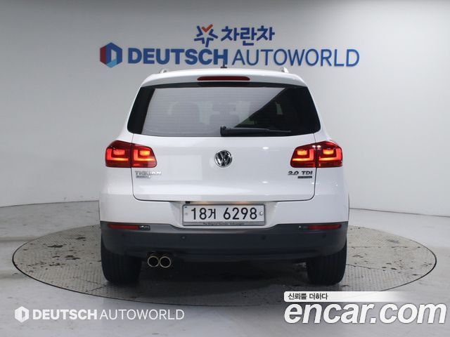 Volkswagen Tiguan 2.0 TDI Comfort 5N 2012 — фото 4