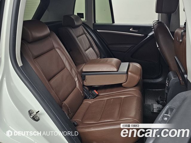 Volkswagen Tiguan 2.0 TDI Comfort 5N 2012 — фото 16