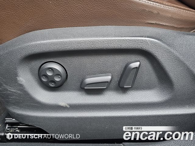 Volkswagen Tiguan 2.0 TDI Comfort 5N 2012 — фото 19