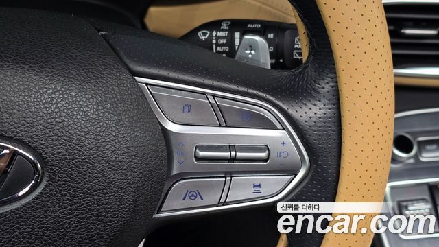 Hyundai Santa Fe Diesel 2.2 2WD Calligraphy 2021 — фото 14