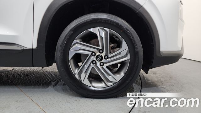 Hyundai Santa Fe Diesel 2.2 4WD Premium Choice 2021 — фото 5