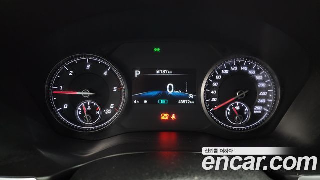 Hyundai Santa Fe Diesel 2.2 4WD Premium Choice 2021 — фото 8