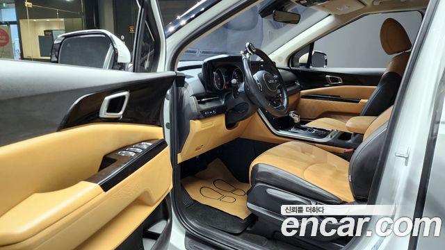 Kia Carnival (IV) Diesel 9-Seater Prestige 2023 — фото 11