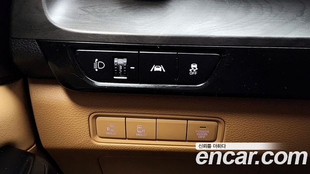 Kia Carnival (IV) Diesel 9-Seater Prestige 2023 — фото 18