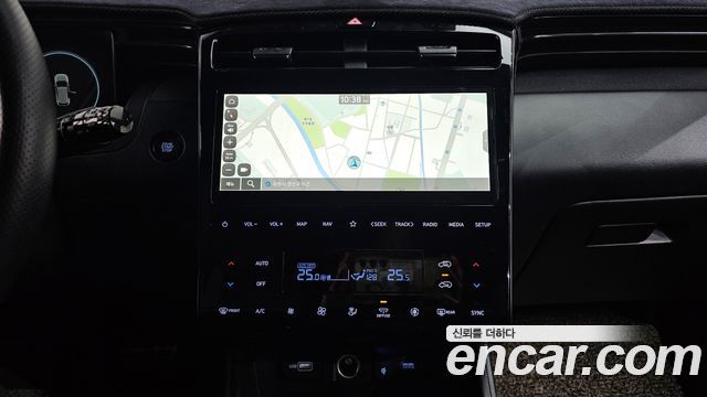 Hyundai Tucson (NX4) Gasoline 1.6 Turbo 4WD N Line Inspiration 2022 — фото 14