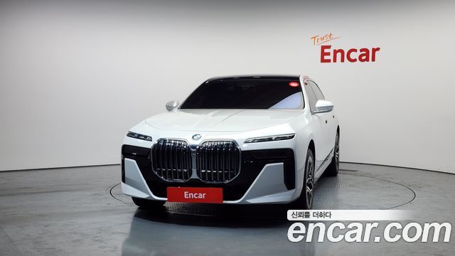 BMW 7 Series (G70) 740i xDrive M Sport 2024 — фото 3